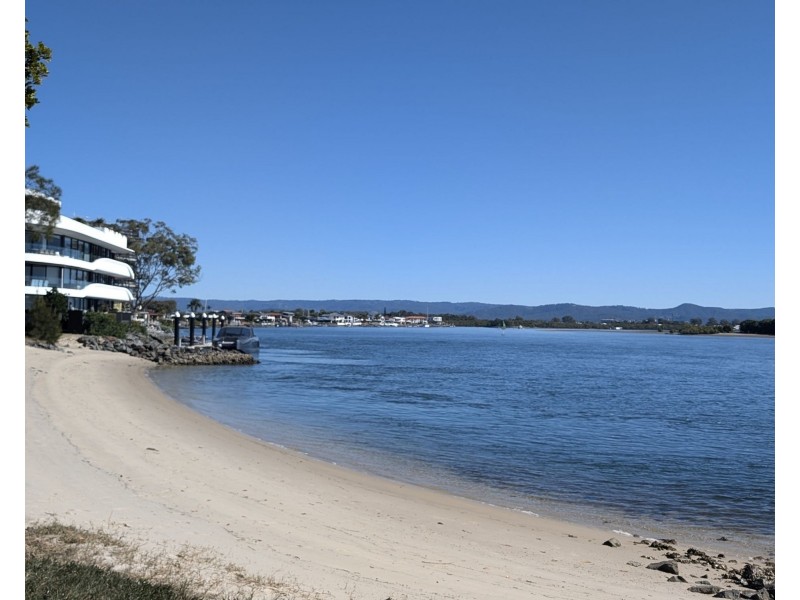 28 Killowill Avenue, Paradise Point QLD 4216