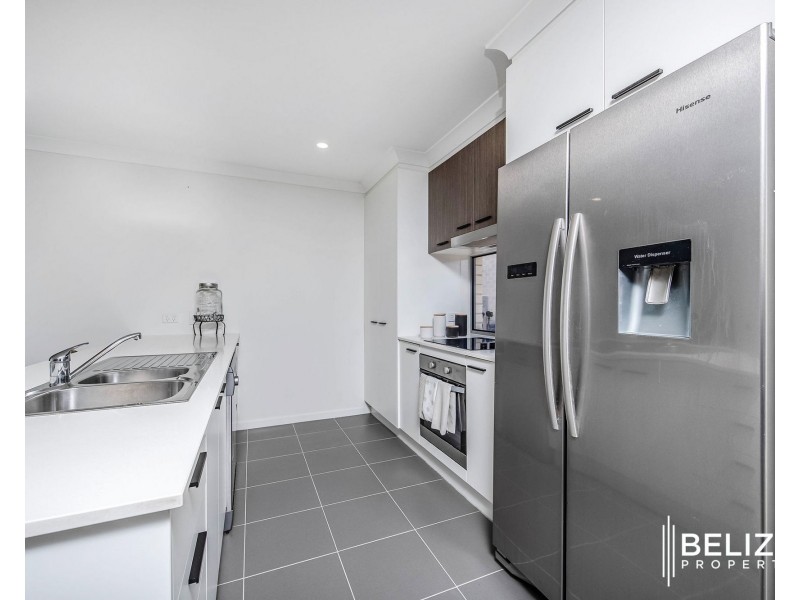 10 Seabright Circuit, Jacobs Well QLD 4208