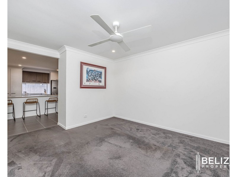 10 Seabright Circuit, Jacobs Well QLD 4208