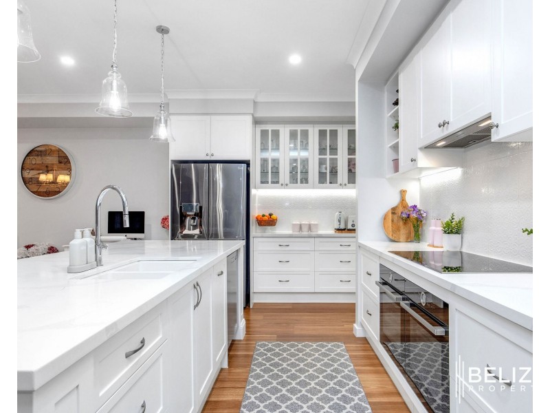 140 Paradise Parade, Jacobs Well QLD 4208