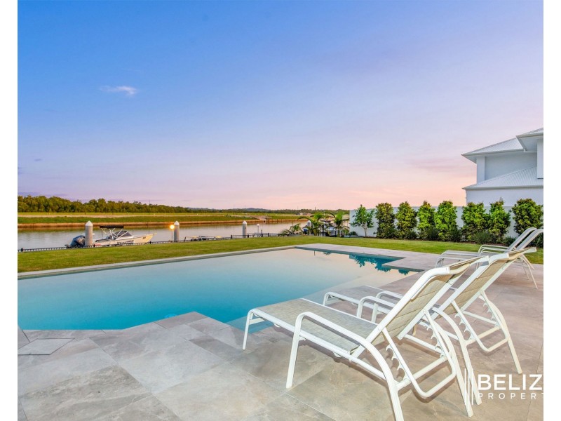 140 Paradise Parade, Jacobs Well QLD 4208