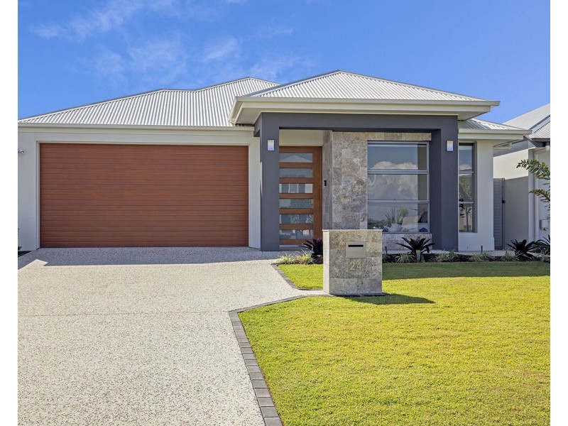 24 Paradise Parade, Jacobs Well QLD 4208