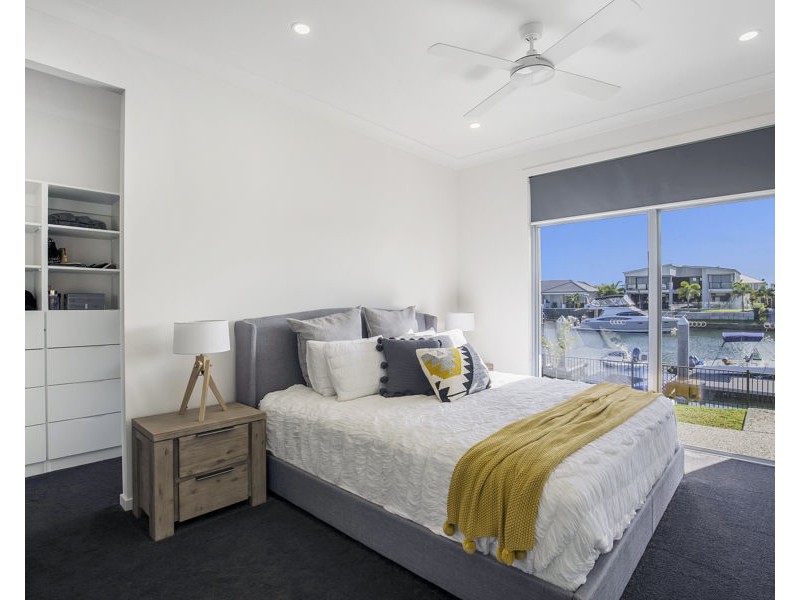24 Paradise Parade, Jacobs Well QLD 4208