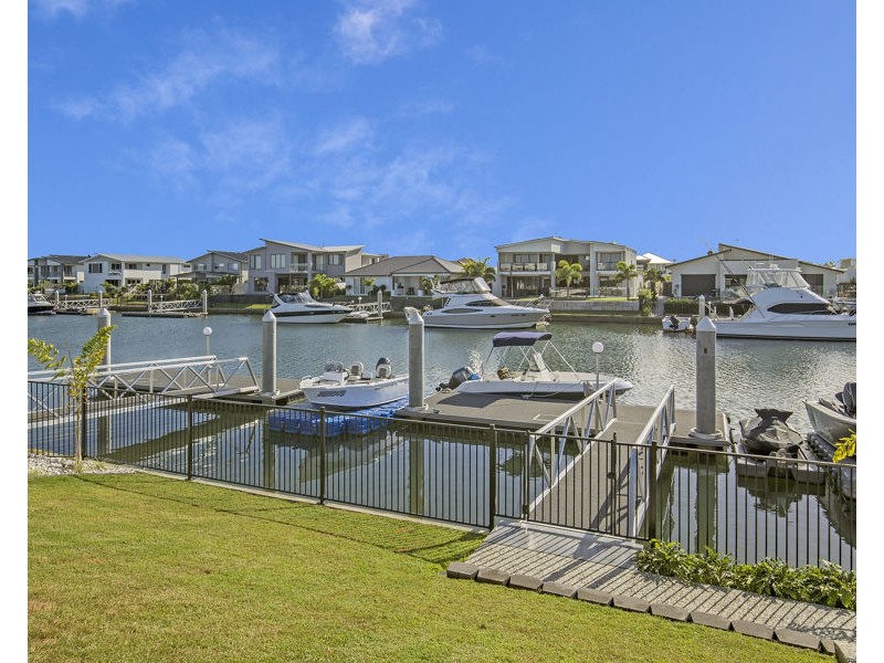 24 Paradise Parade, Jacobs Well QLD 4208