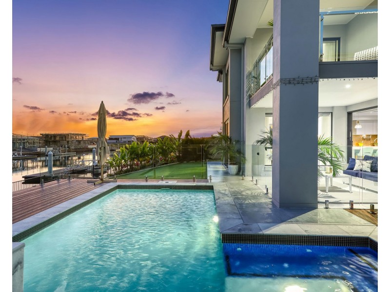 35 Poinciana Place, Jacobs Well QLD 4208