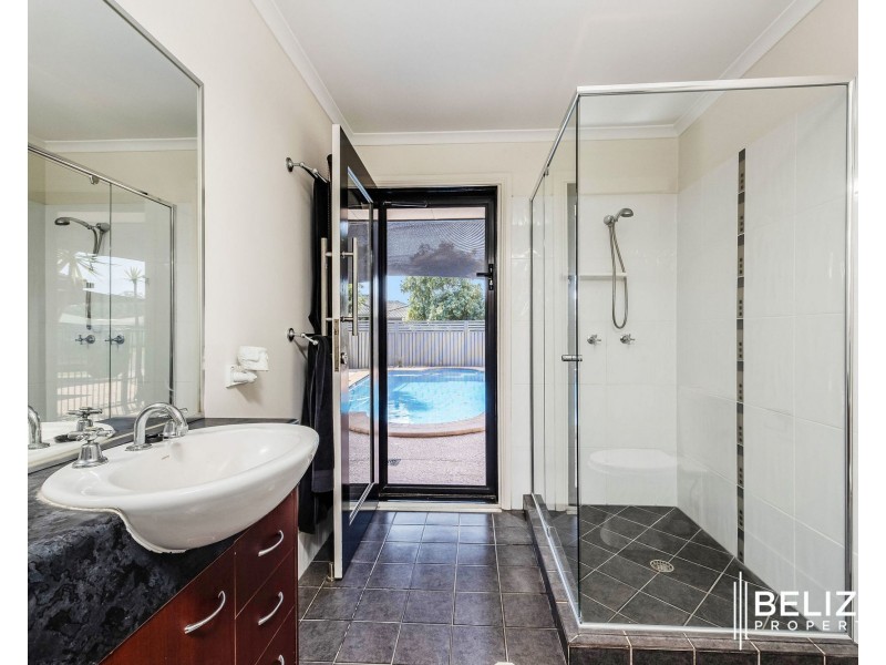 7 Heron Place, Jacobs Well QLD 4208