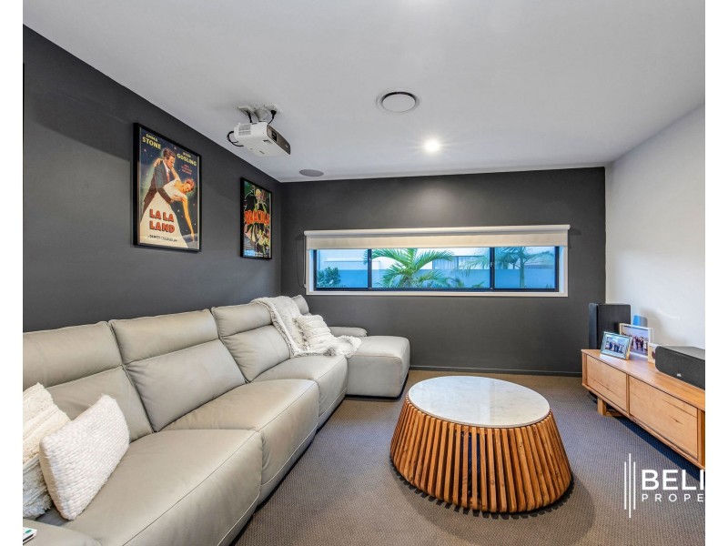 33 Poinciana Place, Jacobs Well QLD 4208