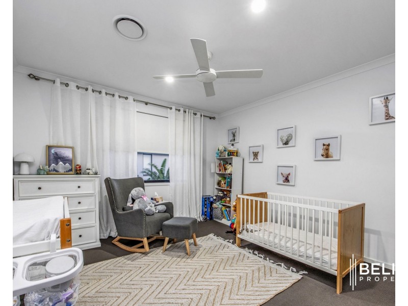 33 Poinciana Place, Jacobs Well QLD 4208