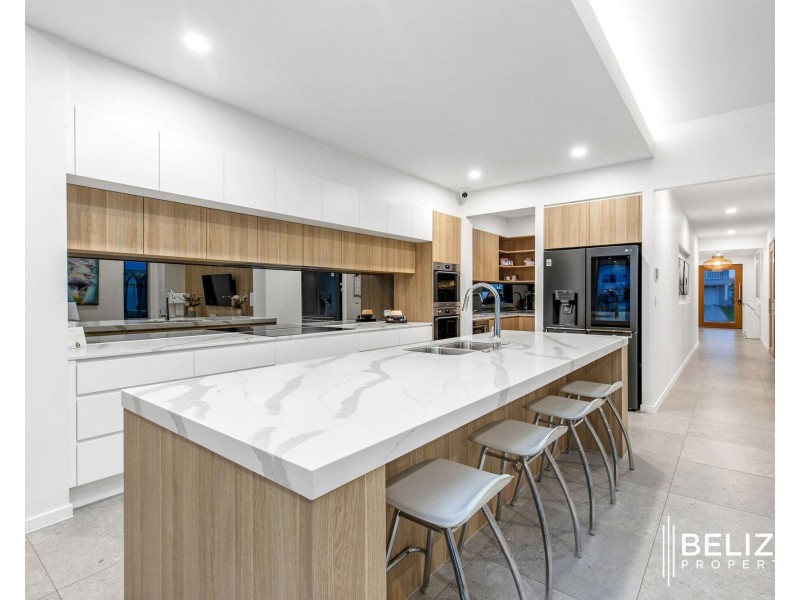 6 Frangipani Court, Jacobs Well QLD 4208