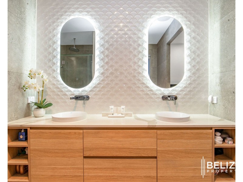 6 Frangipani Court, Jacobs Well QLD 4208