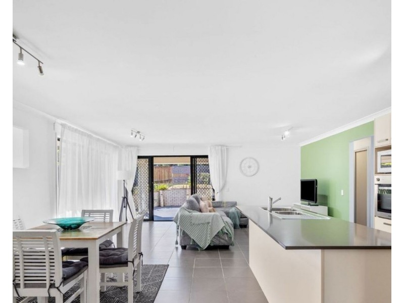 1 Wolvesey Close, Ormeau QLD 4208