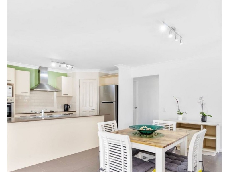 1 Wolvesey Close, Ormeau QLD 4208