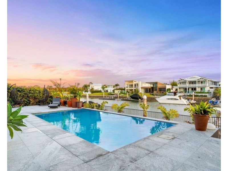 25 Marina Parade, Jacobs Well QLD 4208