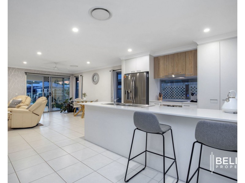 21 Helmore Road, Jacobs Well QLD 4208