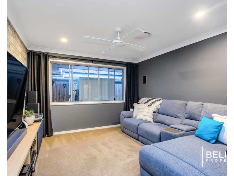 21 Helmore Road, Jacobs Well QLD 4208