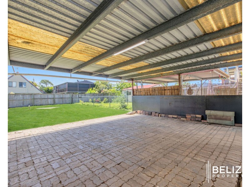11 Warana Avenue, Steiglitz QLD 4207