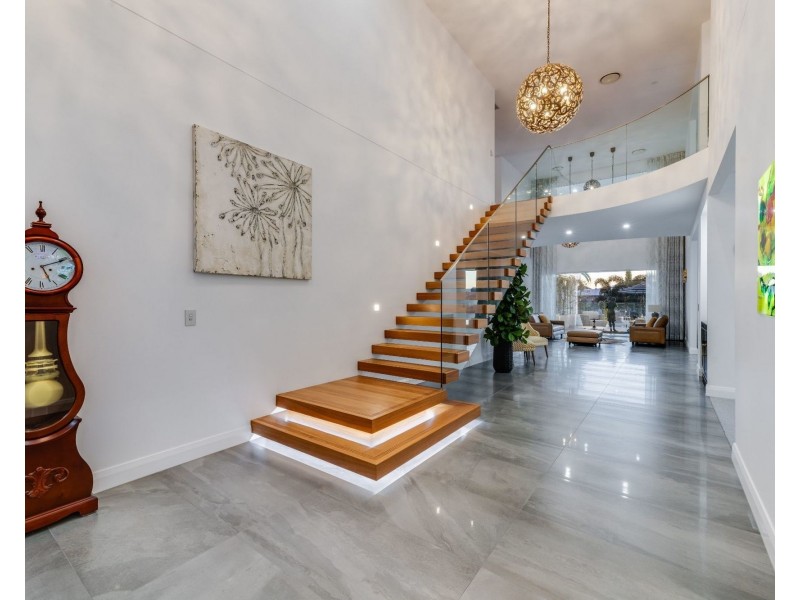 38 Sundown Place, Jacobs Well QLD 4208