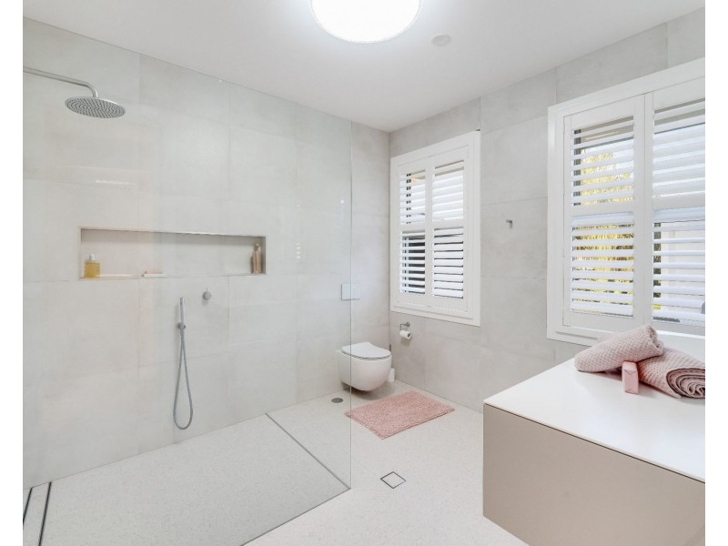 38 Sundown Place, Jacobs Well QLD 4208