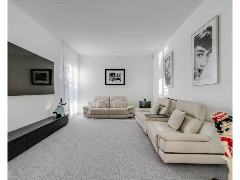 38 Sundown Place, Jacobs Well QLD 4208