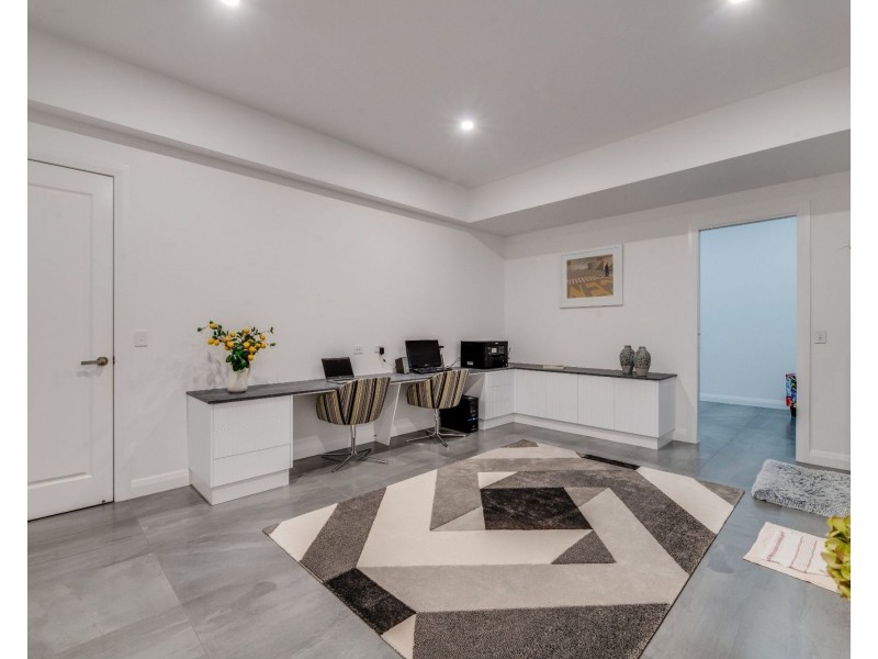 38 Sundown Place, Jacobs Well QLD 4208