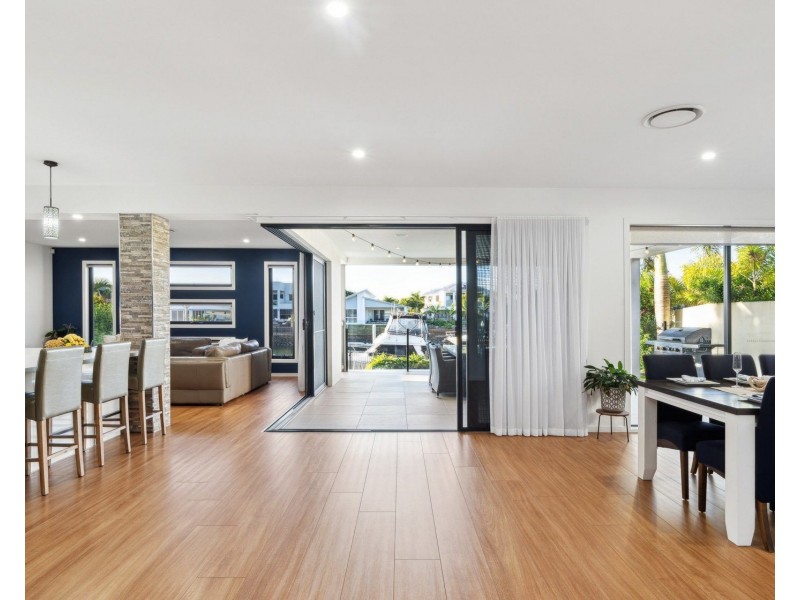 20 Windward Place, Jacobs Well QLD 4208