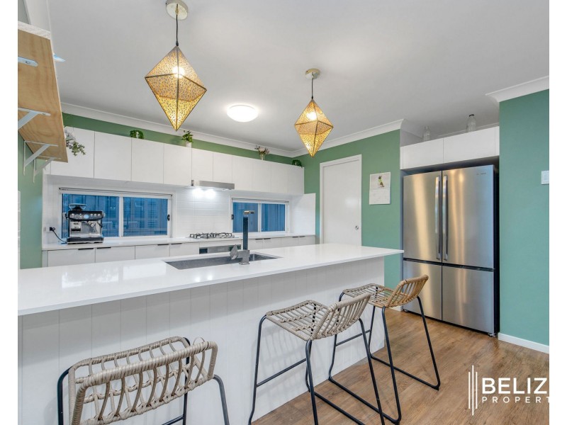 31 Pelican Parade, Jacobs Well QLD 4208