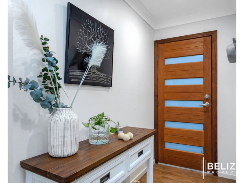 31 Pelican Parade, Jacobs Well QLD 4208