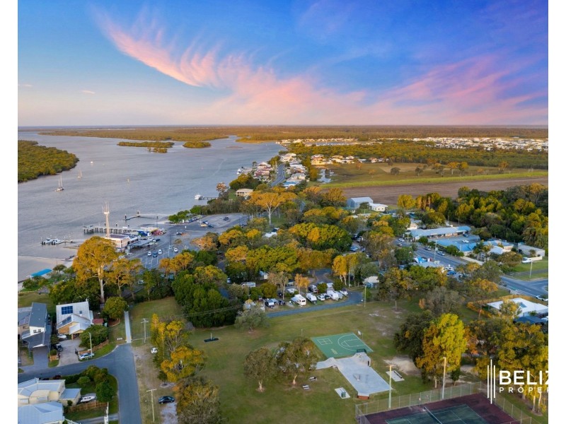 31 Pelican Parade, Jacobs Well QLD 4208