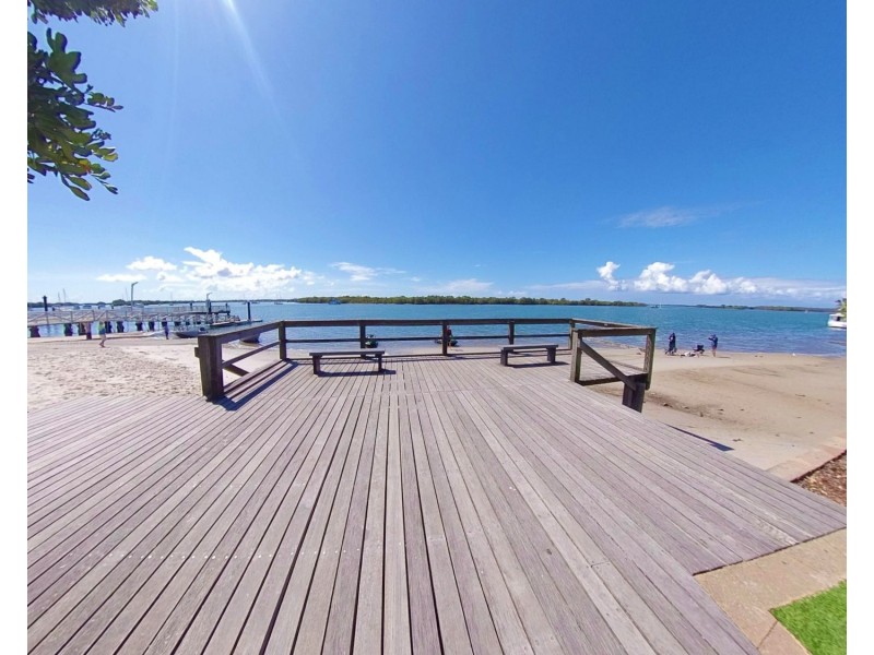 31 Pelican Parade, Jacobs Well QLD 4208