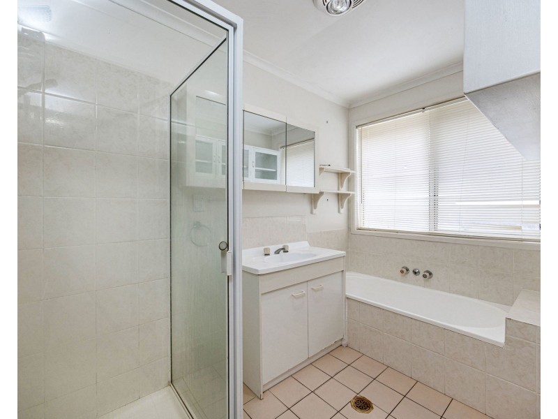 4 Madagascar Place, Steiglitz QLD 4207