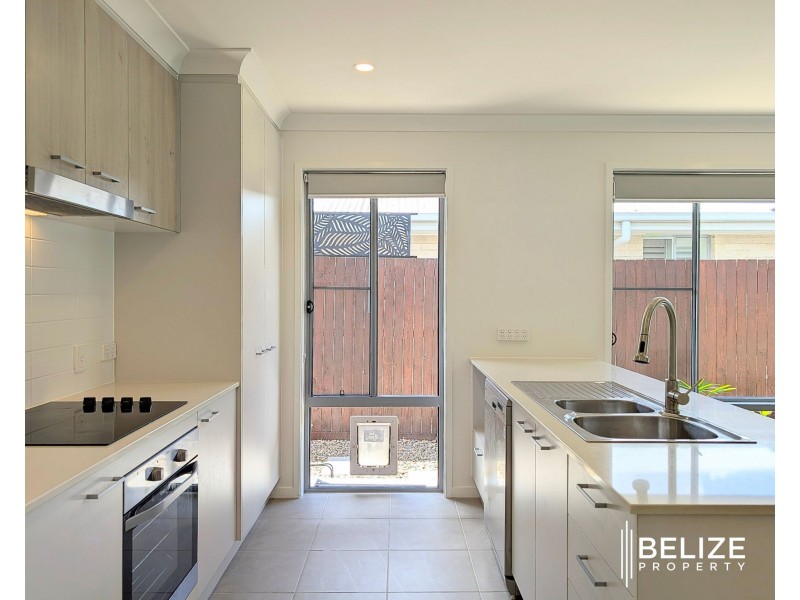 54 Bayside Avenue, Jacobs Well QLD 4208