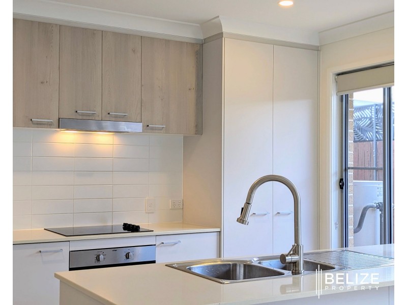 54 Bayside Avenue, Jacobs Well QLD 4208