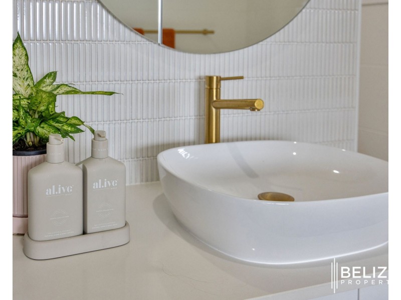 44 Hamilton Drive, Jacobs Well QLD 4208