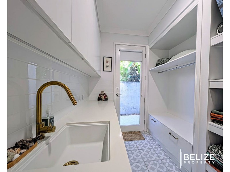 44 Hamilton Drive, Jacobs Well QLD 4208