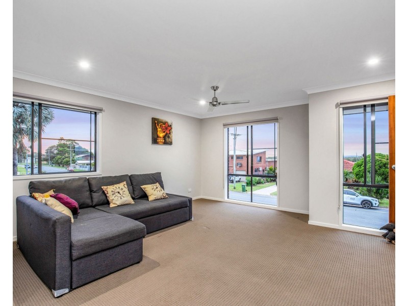 23 Esplanade, Jacobs Well QLD 4208