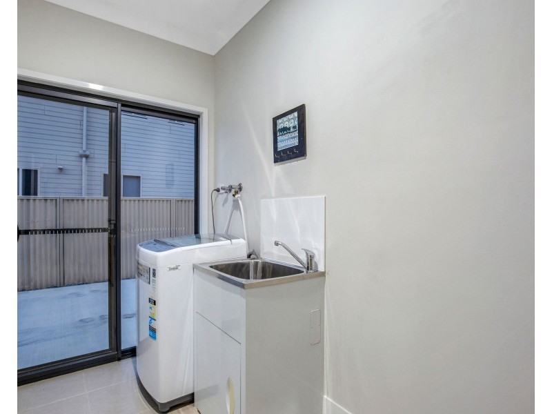 23 Esplanade, Jacobs Well QLD 4208