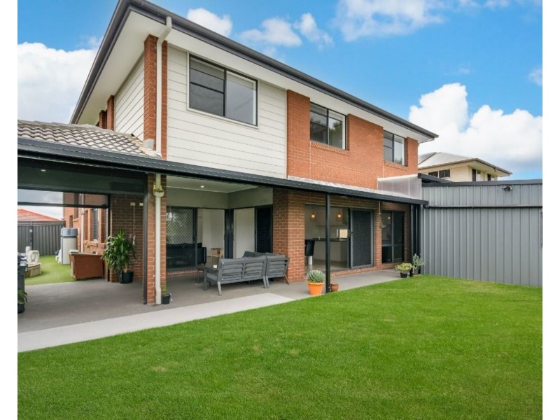 23 Esplanade, Jacobs Well QLD 4208