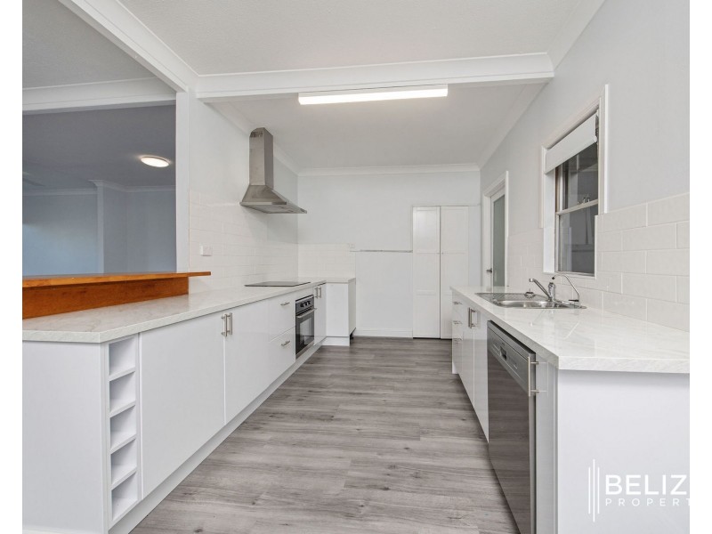 11 Warana Avenue, Steiglitz QLD 4207