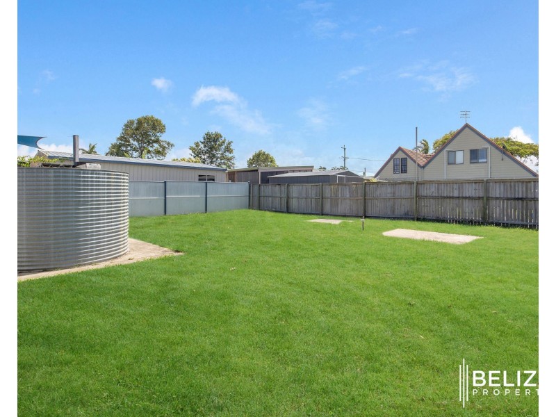 11 Warana Avenue, Steiglitz QLD 4207