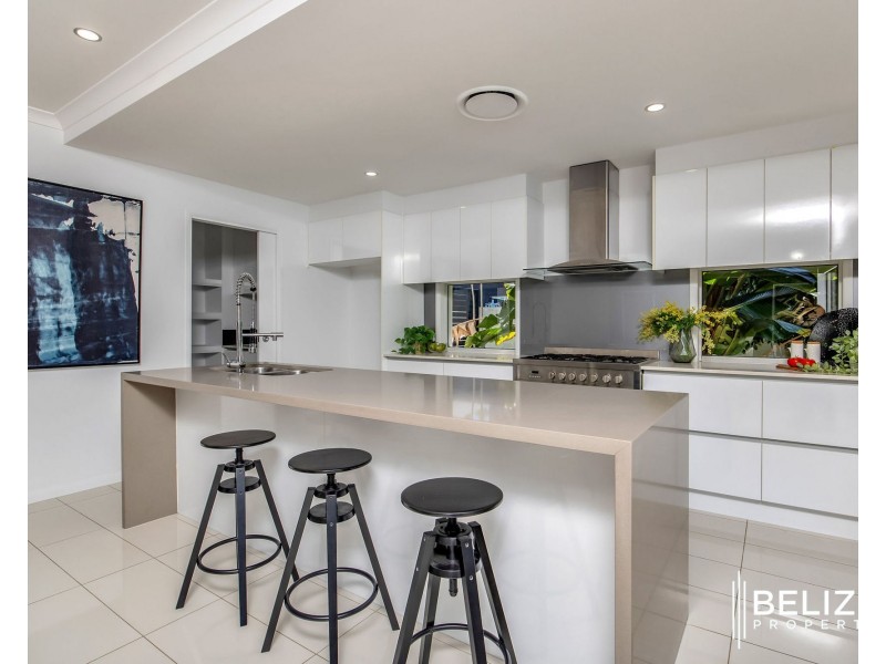 24 Sundown Place, Jacobs Well QLD 4208
