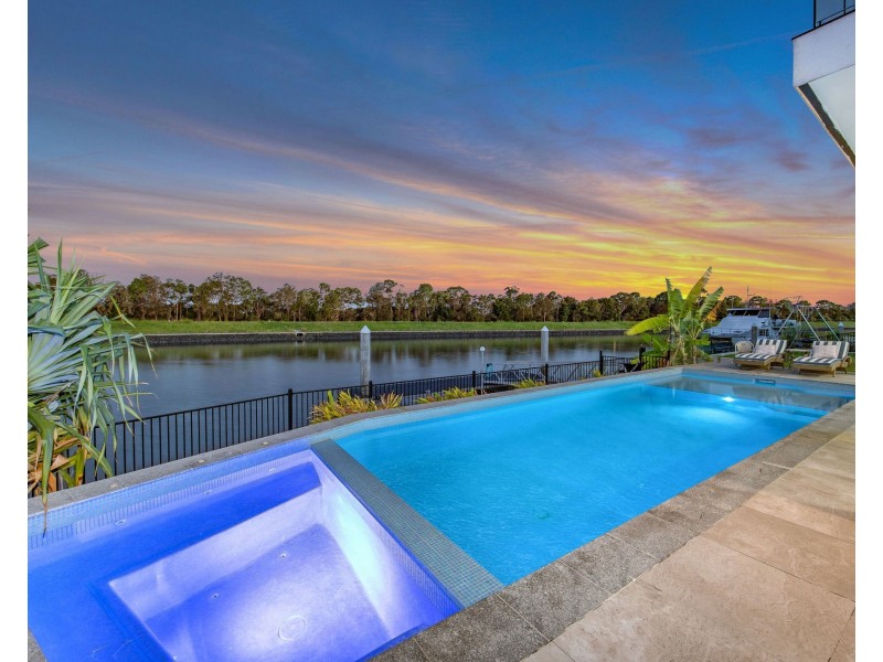 85 Marina Parade, Jacobs Well QLD 4208