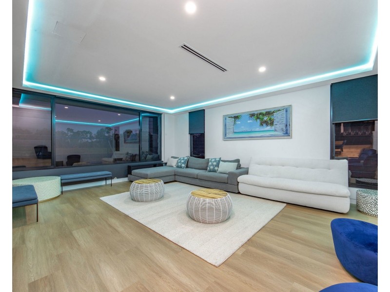 85 Marina Parade, Jacobs Well QLD 4208