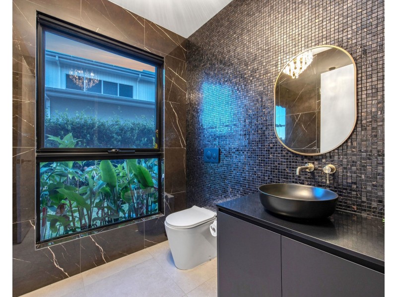 85 Marina Parade, Jacobs Well QLD 4208