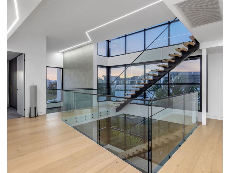 85 Marina Parade, Jacobs Well QLD 4208