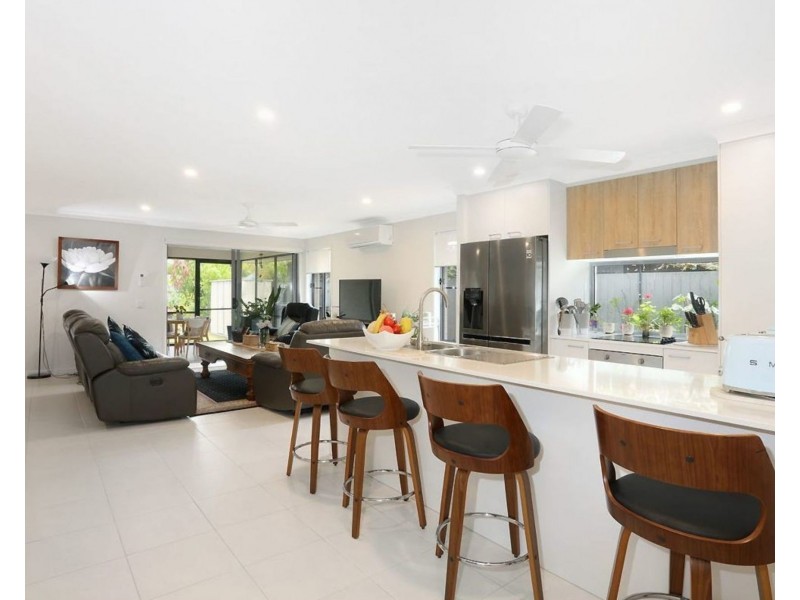 51 Helmore Road, Jacobs Well QLD 4208