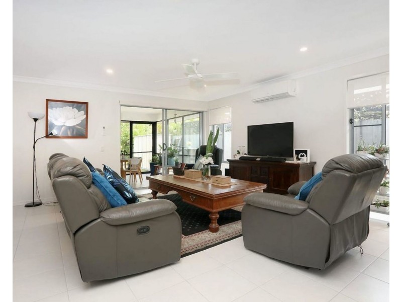 51 Helmore Road, Jacobs Well QLD 4208