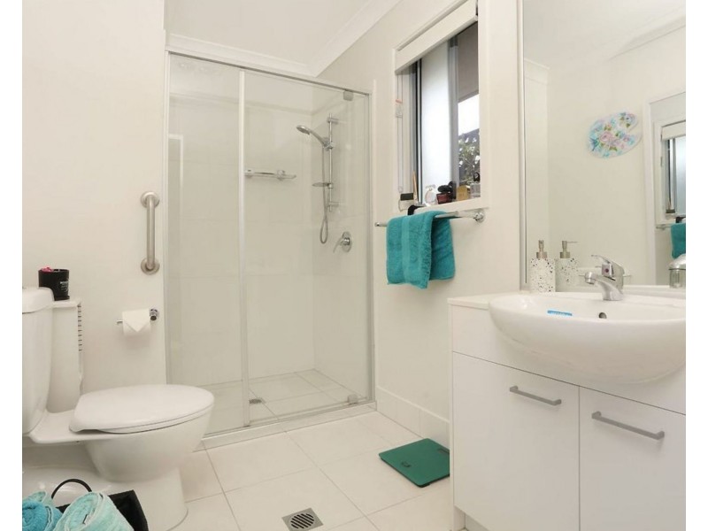 51 Helmore Road, Jacobs Well QLD 4208