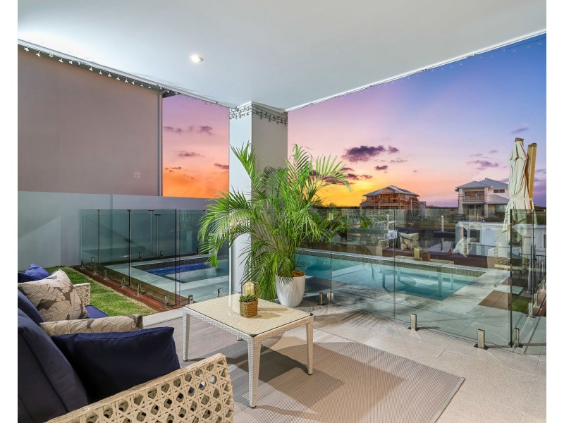 35 Poinciana Place, Jacobs Well QLD 4208