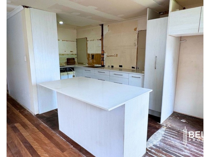 38 Horder Avenue, Labrador QLD 4215