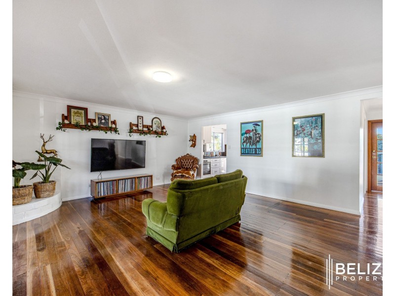 7 Larwon Terrace, Southport QLD 4215